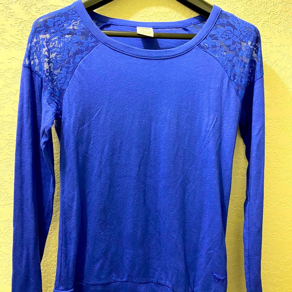 VS Pink Long Sleeve with Lace Royal Blue Size XS